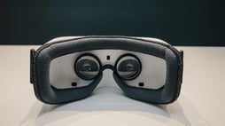 BUSINESS-READY-VR-128-1-768x432